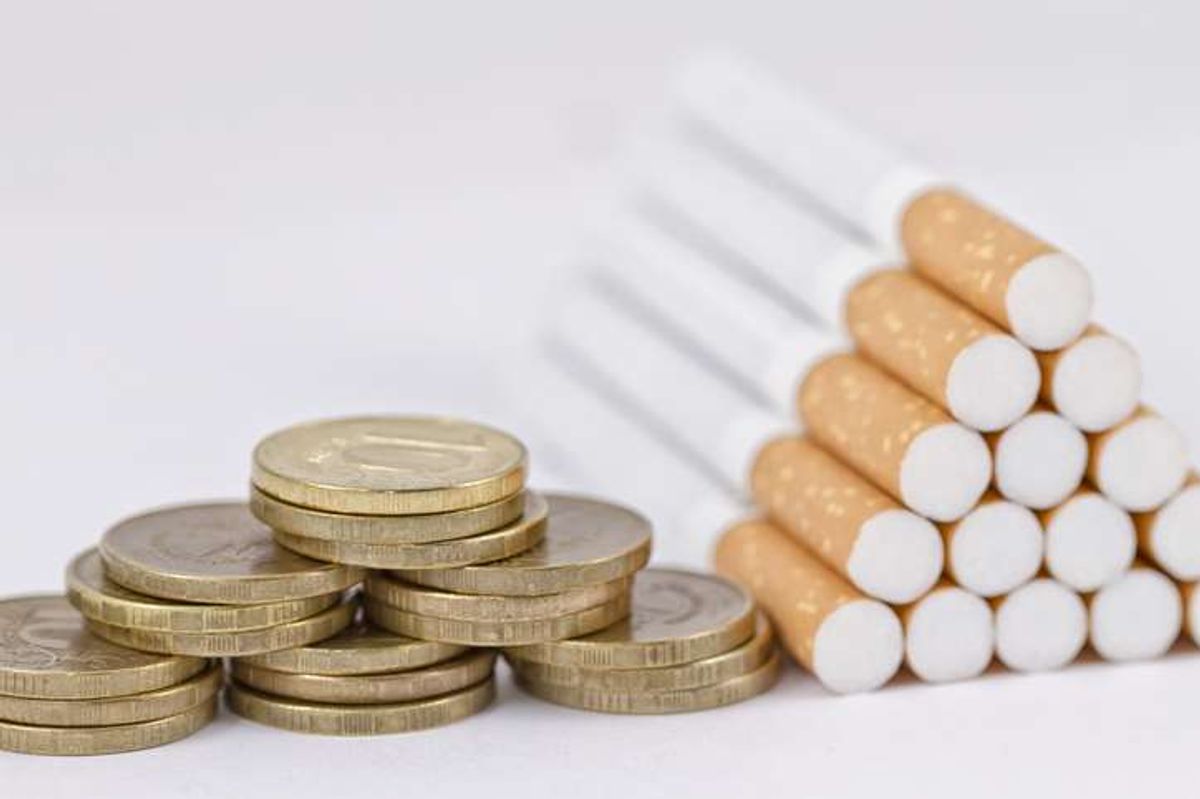 Scottish government considering minimum price for tobacco