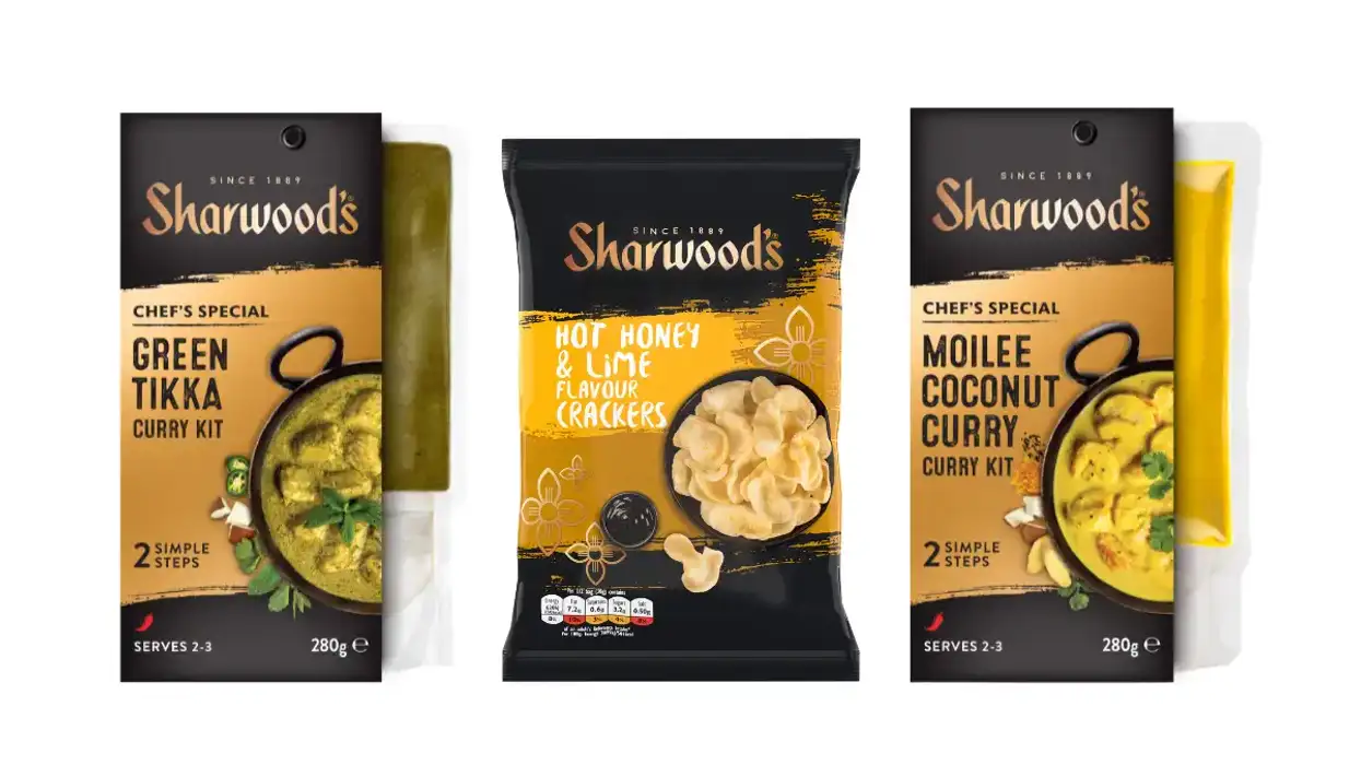 Sharwood's Green Tikka Curry Kit, Moilee Coconut Curry Kit and Hot Honey & Lime crackers