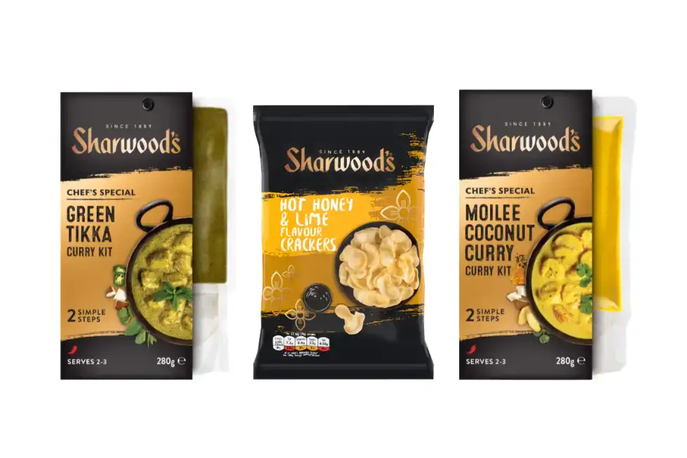 Sharwood's Green Tikka Curry Kit, Moilee Coconut Curry Kit and Hot Honey & Lime crackers