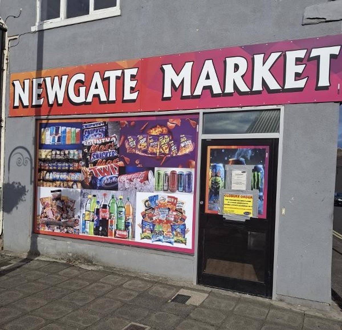 shop closed for selling illegal cigarettes