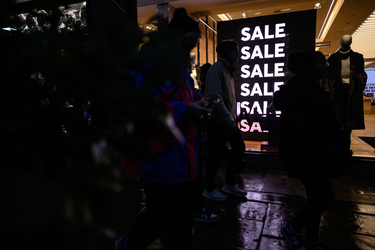 Recession fears rise after economy shrinks in third quarter