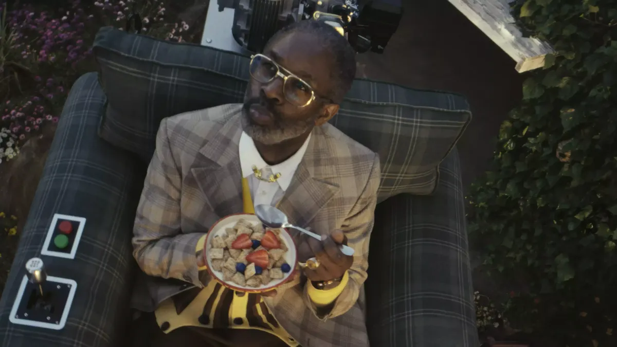 Shredded Wheat 'It Simply Does It' TV campaign showing character Rudy enjoying breakfast