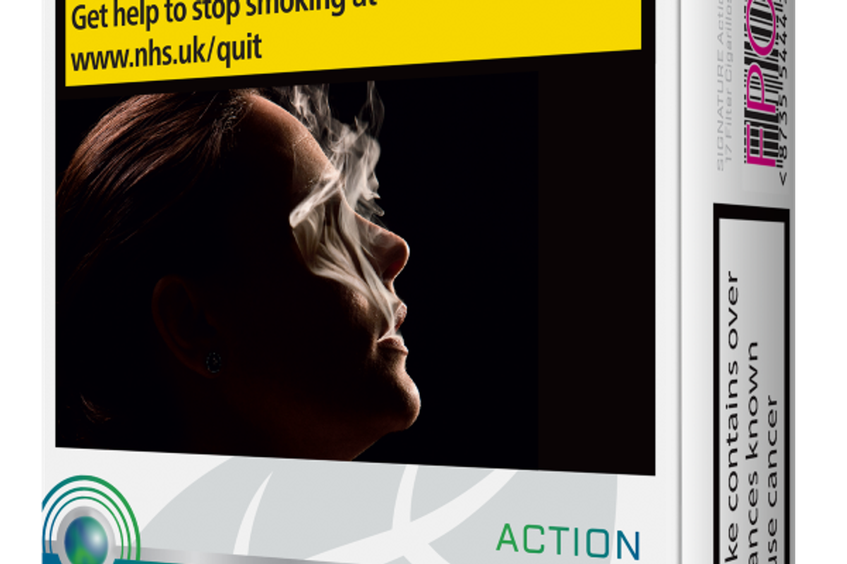 Signature Action menthol cigarillos 17-pack with price-marked label