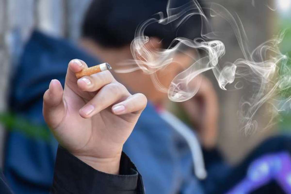 smoking ban playgrounds