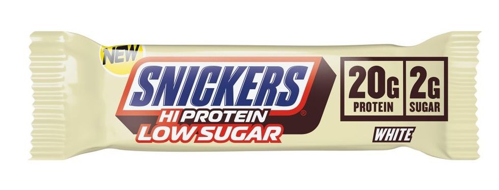 Snickers WHITE HiProtein LowSugar UK D NL 0323 FZ1166 a5 VIS NoGDA RGB