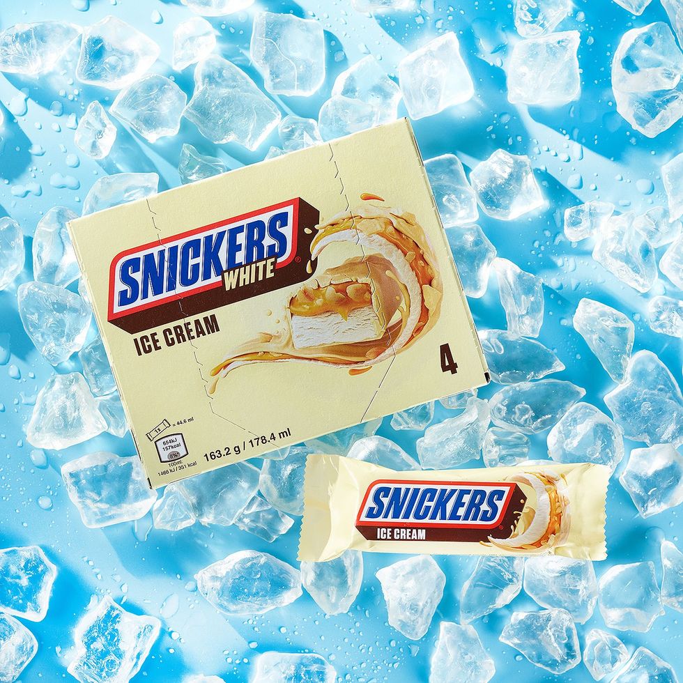 Snickers White Ice Cream