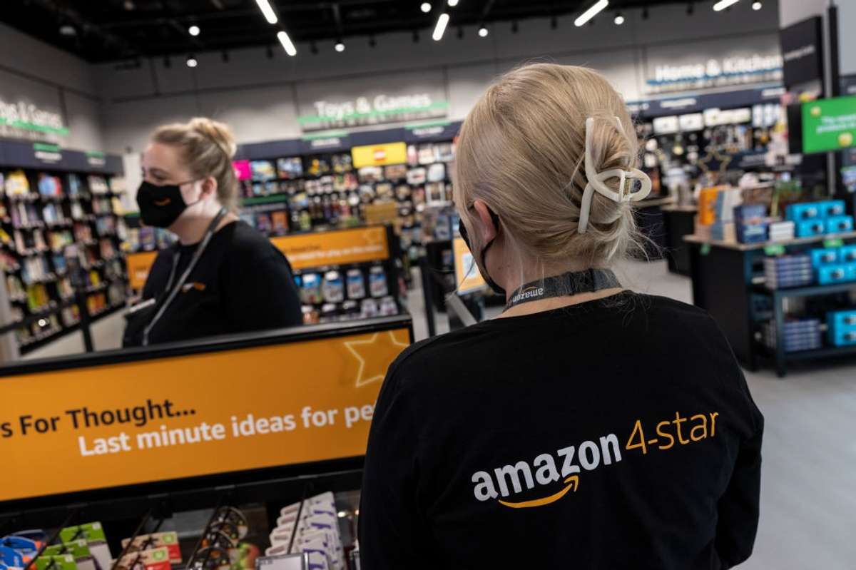 4star Amazon Amazon opens first '4-star' store outside US in Kent | Asian Trader