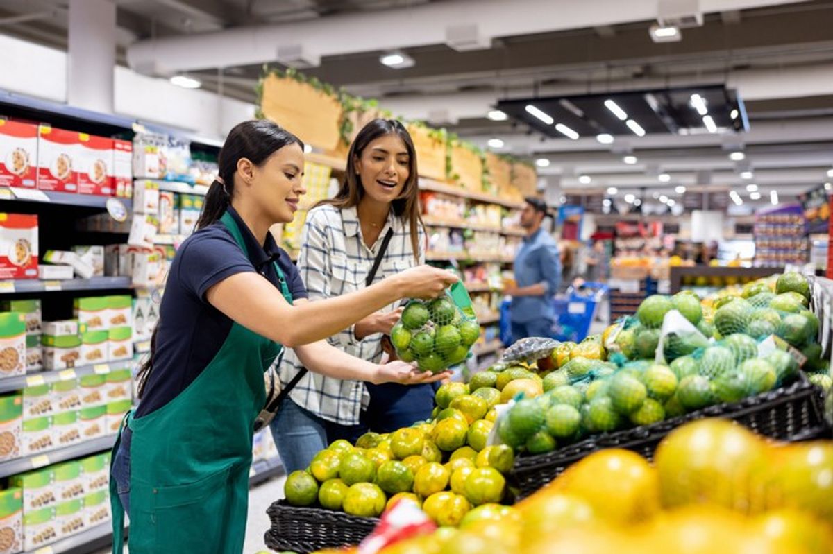 Tesco and Sainsbury’s support new UK government standards promoting healthy food choices across supermarkets.