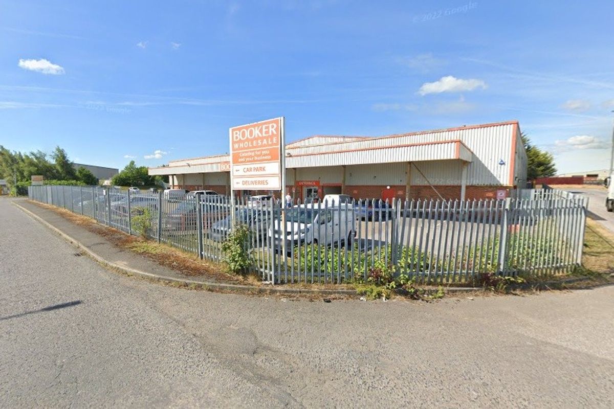 Burglars use forklift to force entry into Scunthorpe Booker
