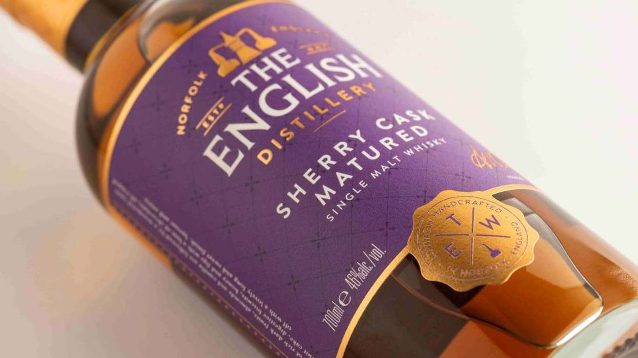 The English Sherry 70cl Oct 2023 side view