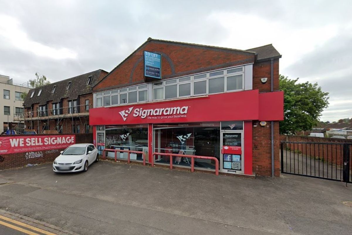 Reading to get new convenience store