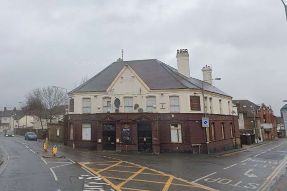 Historic Gillingham pub gets new lease of life as convenience store