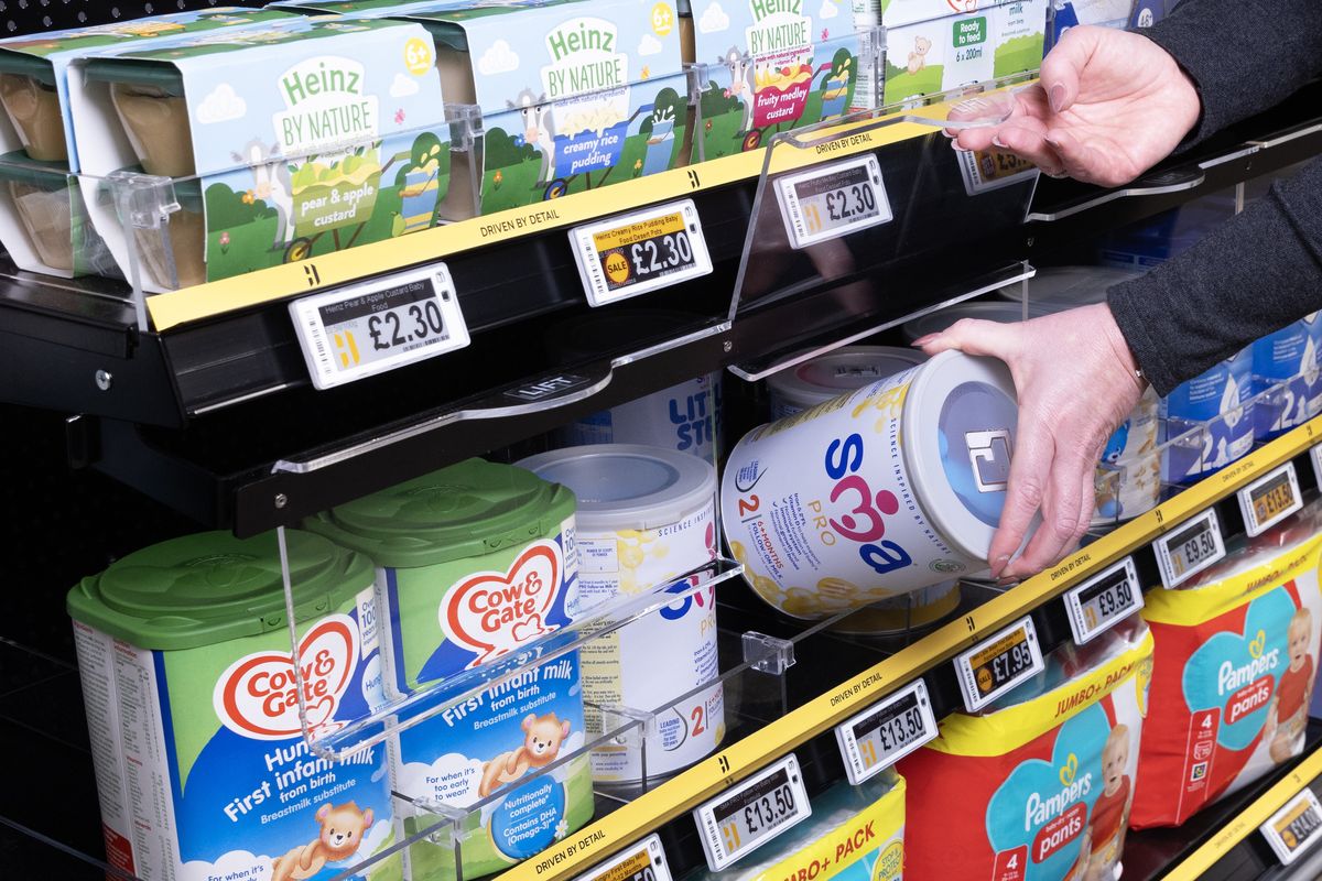 Thief-proof dispenser for high-value goods at Harrison Retail’s 2025 demo