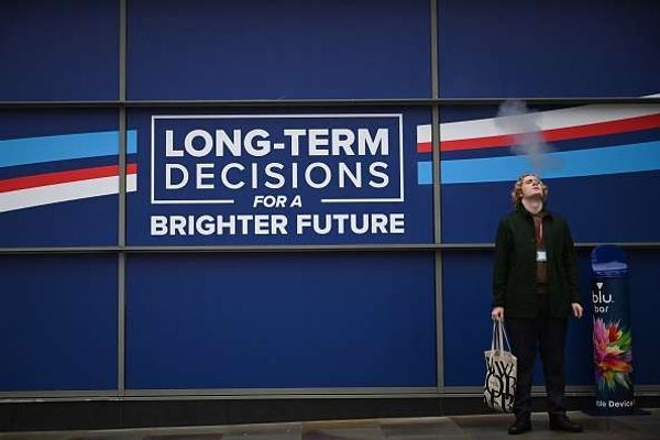 Tobacco and Vapes Bill licence to sell