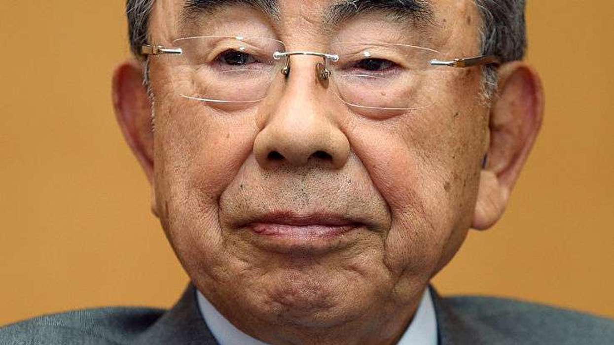 Toshifumi Suzuki