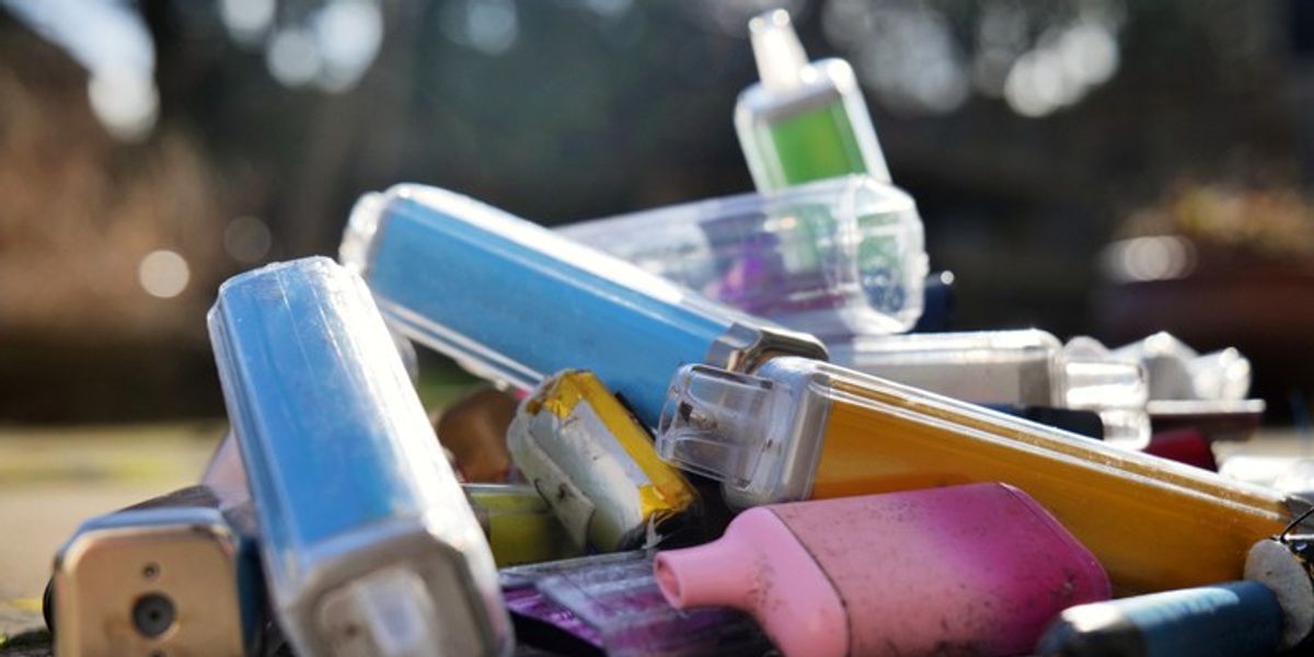 UK vape ban fails to cut waste as reusables dumped as trash | Asian Trader UK vape ban fails to cut waste as reusables dumped as trash | Asian Trader