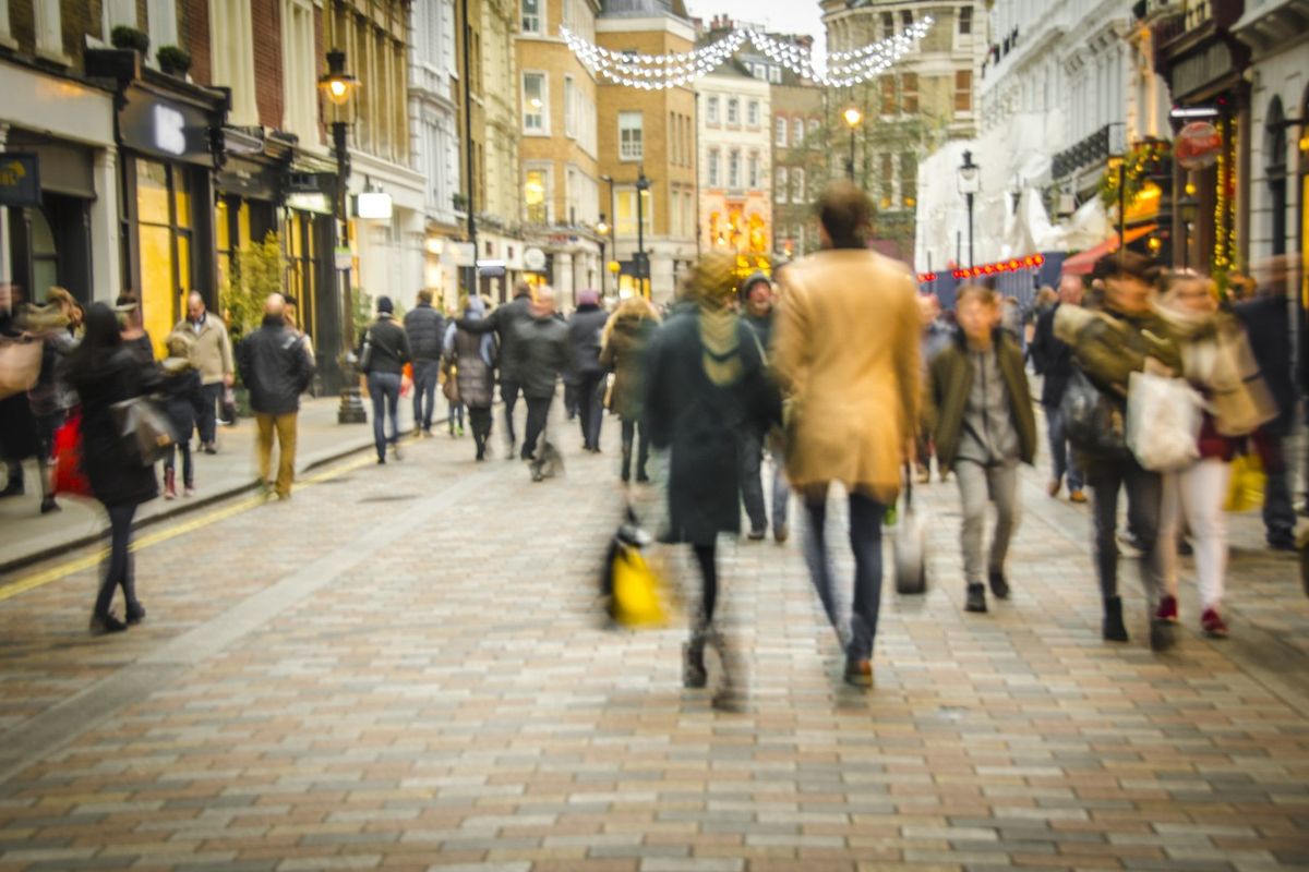 UK economy growth Q1 2025 with retail forecast