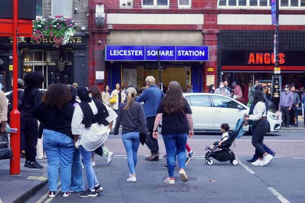 UK February footfall decline