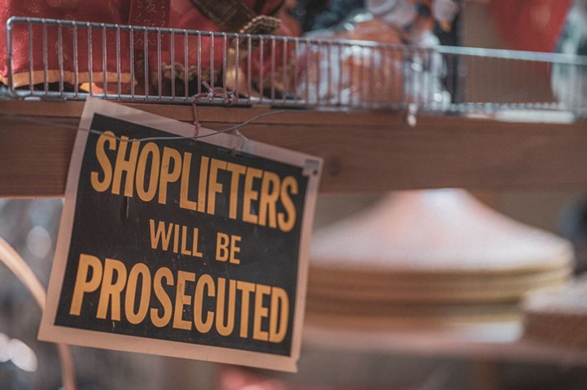 UK shoplifting record 530,000 incidents 2025