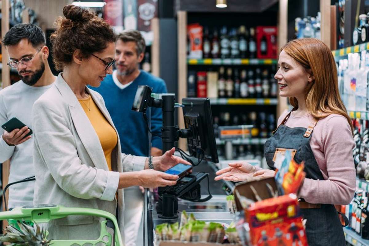 UK supermarket shoppers choosing paper coupons over app-based offers