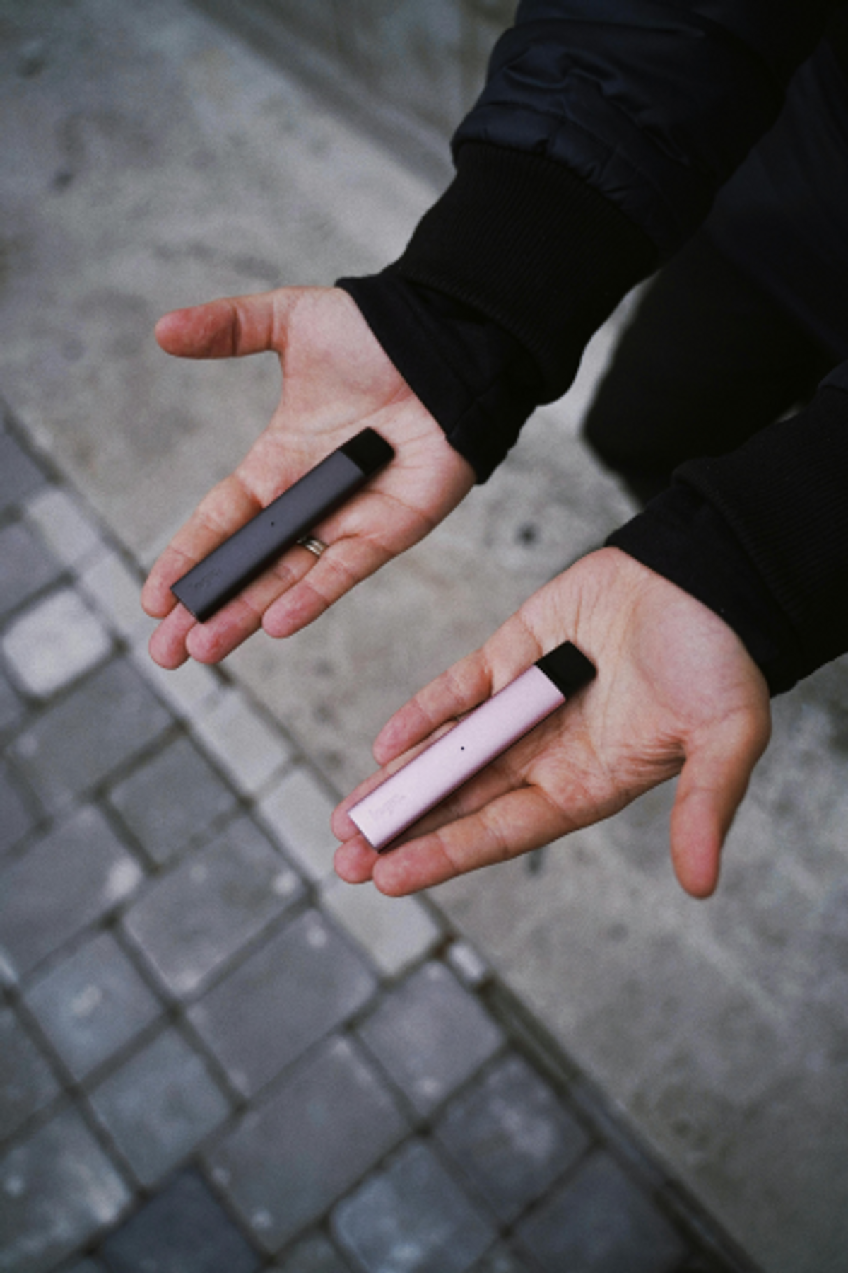 UK vape ban compliance guide for businesses on legal disposal rules and fines
