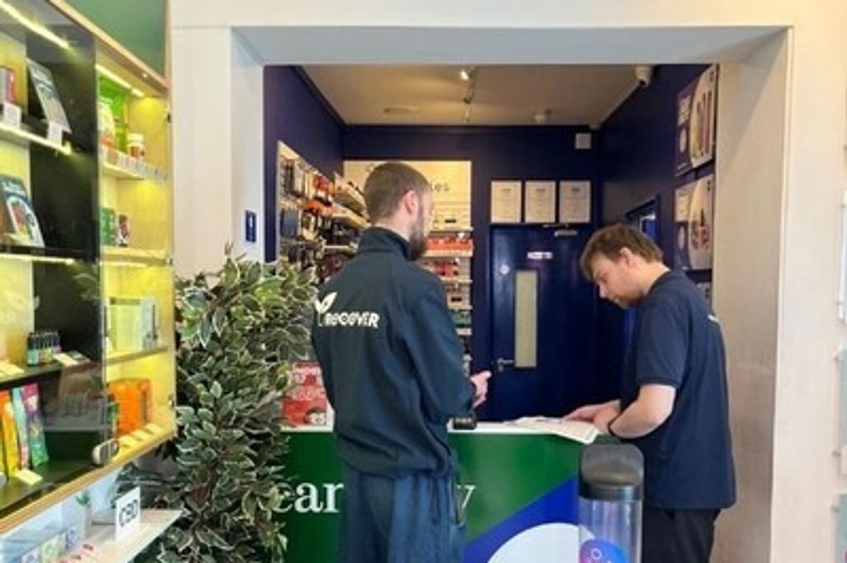 Elf Bar strengthens sustainable practices with recycling scheme