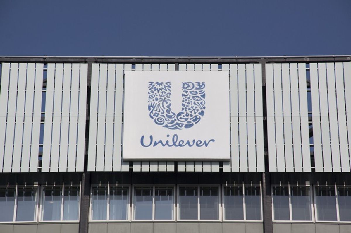 Unilever mulls food business split