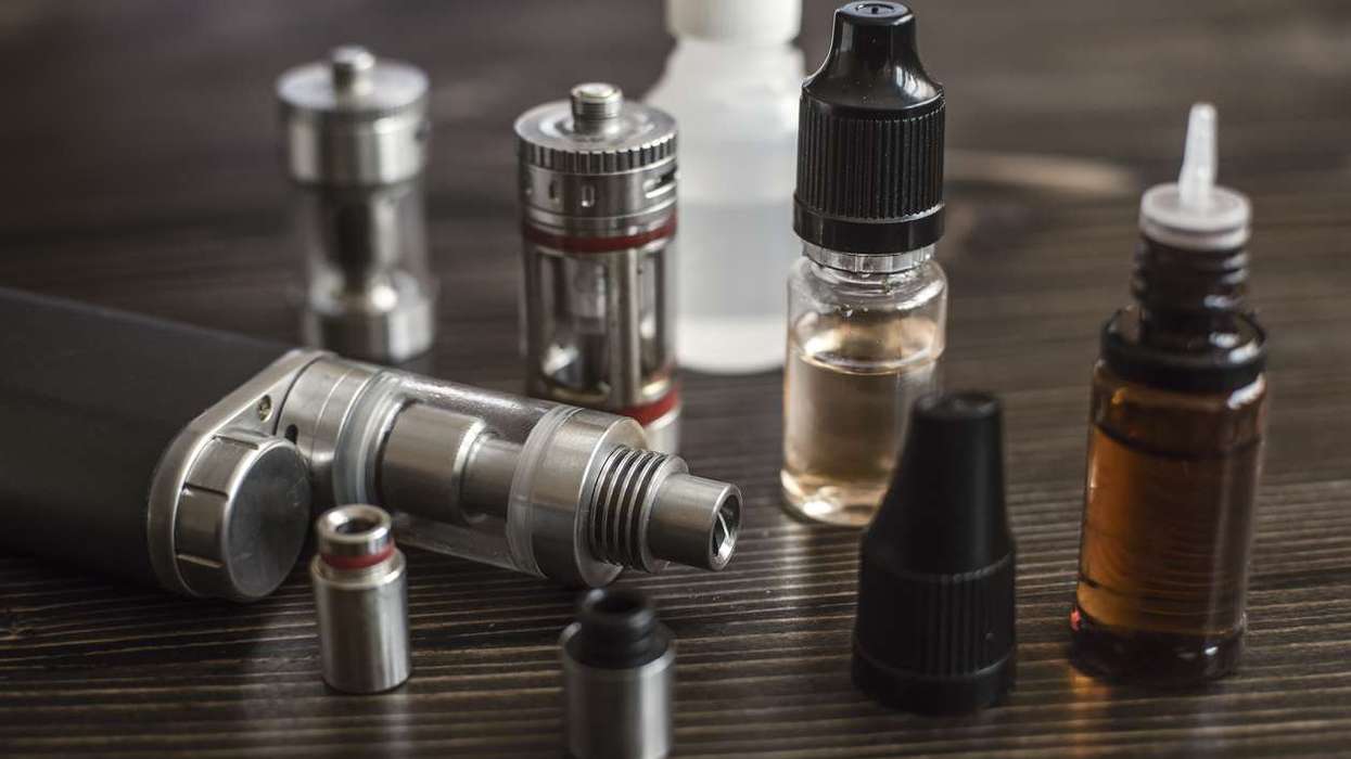 vape device and liquids