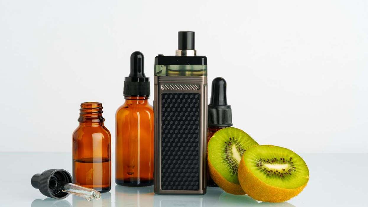 Vape liquid with kiwi flavour