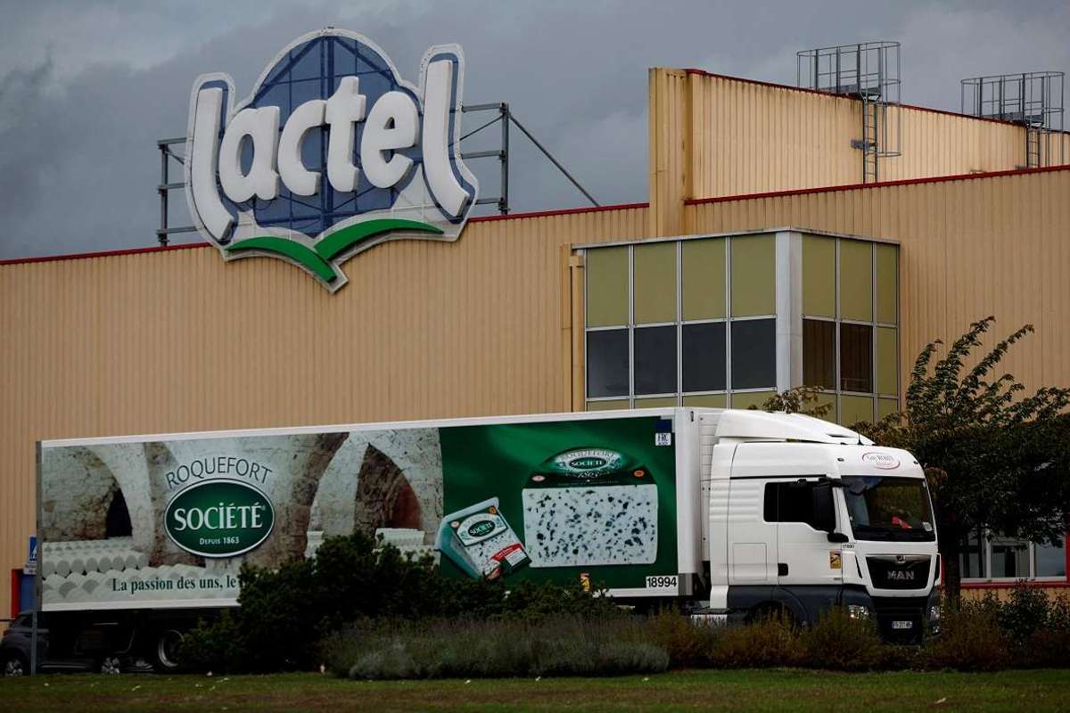 View of the logo of Lactel, a brand of French dairy group Lactalis