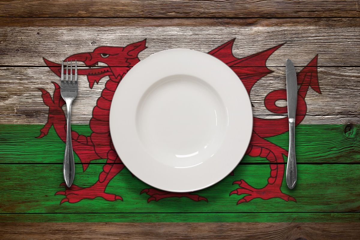 Welsh PGI Status 2025: Celebrating Dovey Gin, Oysters & Honey