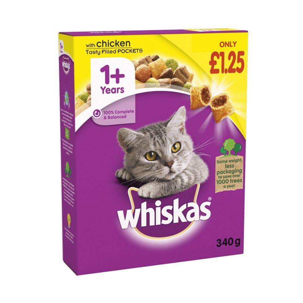 Whiskas Adult Complete Dry Cat Food with Chicken