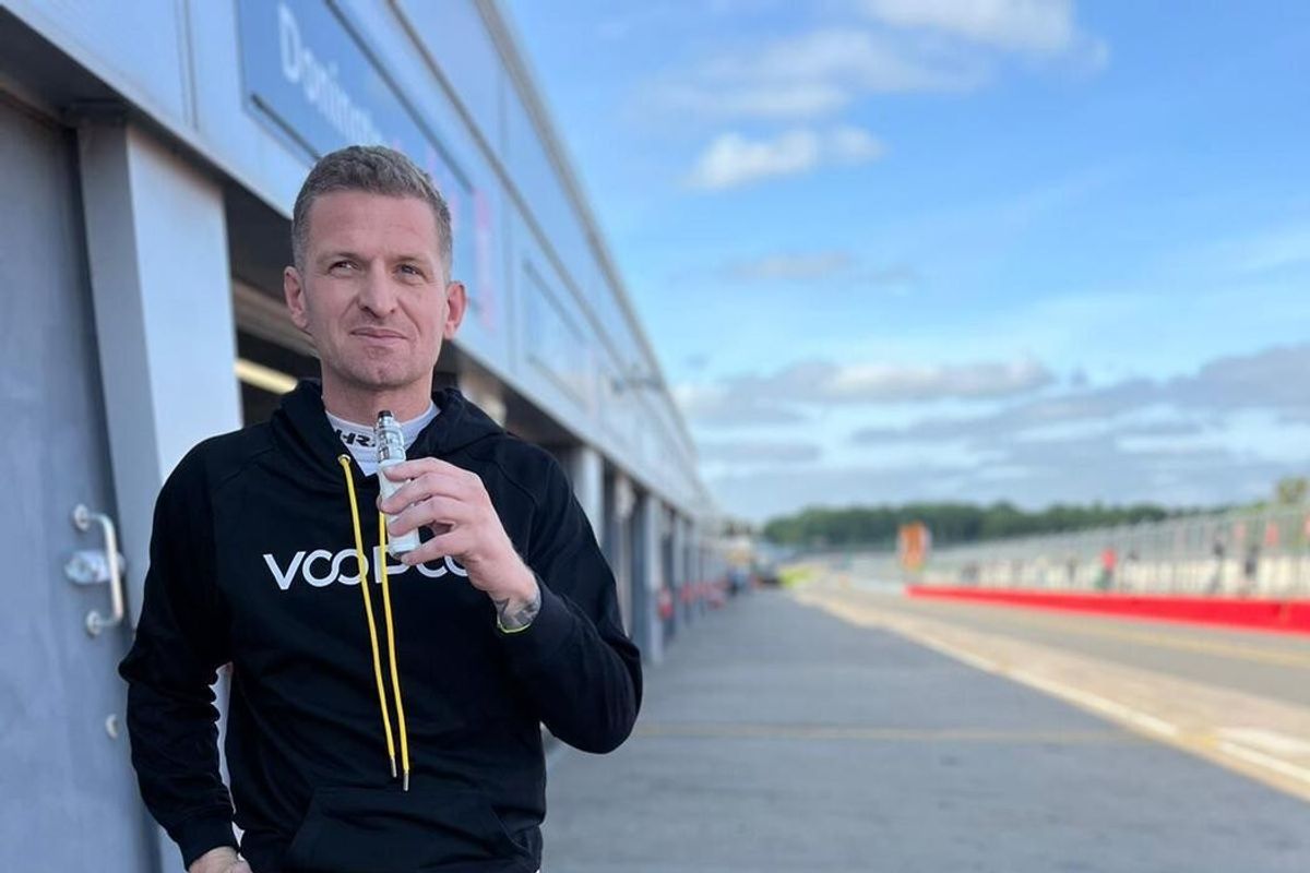 Vape brand Voopoo backs BTCC racing driver Will Powell