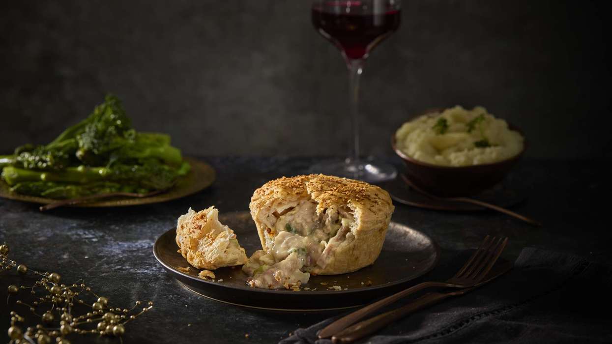 Wrights Centenary Chicken, Leek & Bacon Pie