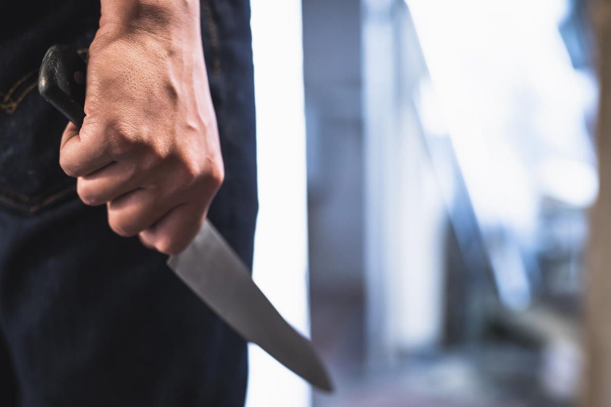 Machete-wielding robbers threaten staff and steal cash, cigarettes and alcohol at Leeds c-store