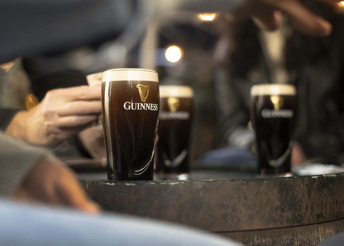 Diageo delivers strong growth in net sales, operating profit