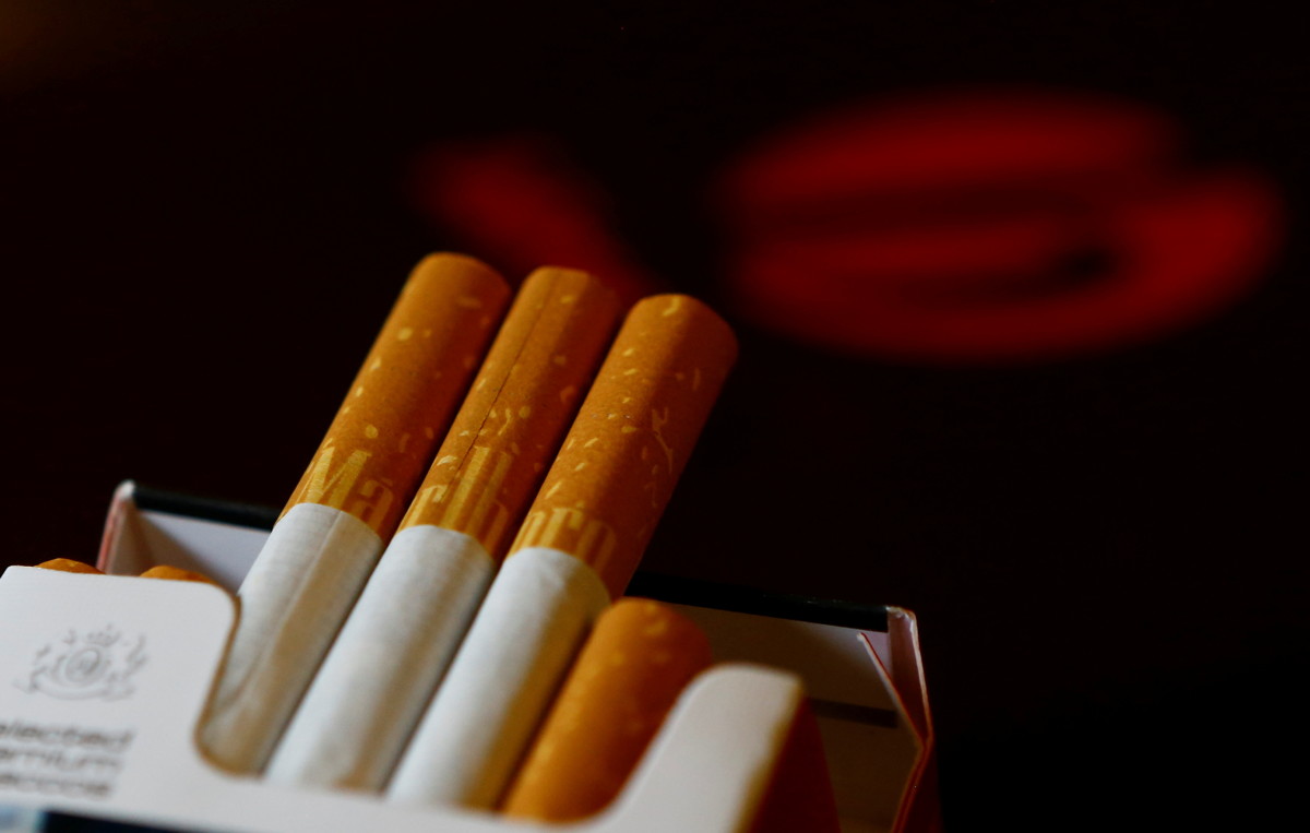 Marlboro cigarettes to ‘disappear’ from British stores within a decade