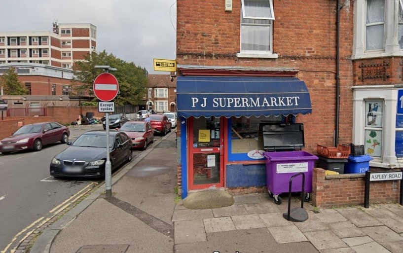Bedford shop loses licence after officials uncover 14,000 counterfeit cigarettes