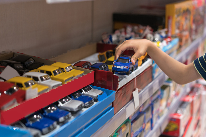 Fewer, costlier toys this Christmas