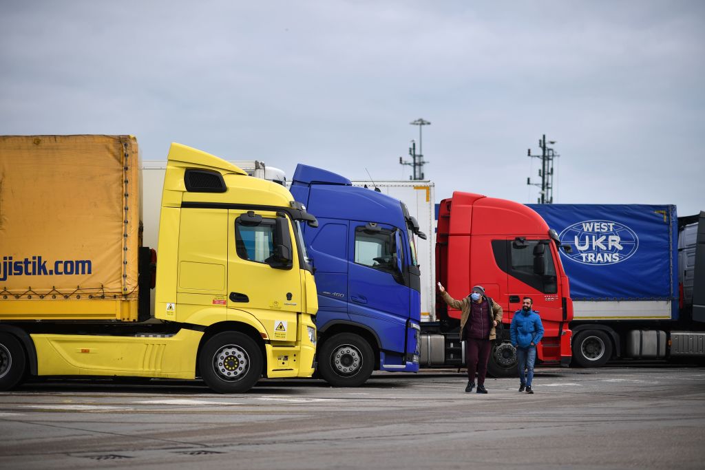 Foreign trucker delivery rules eased to tackle supply chain crisis