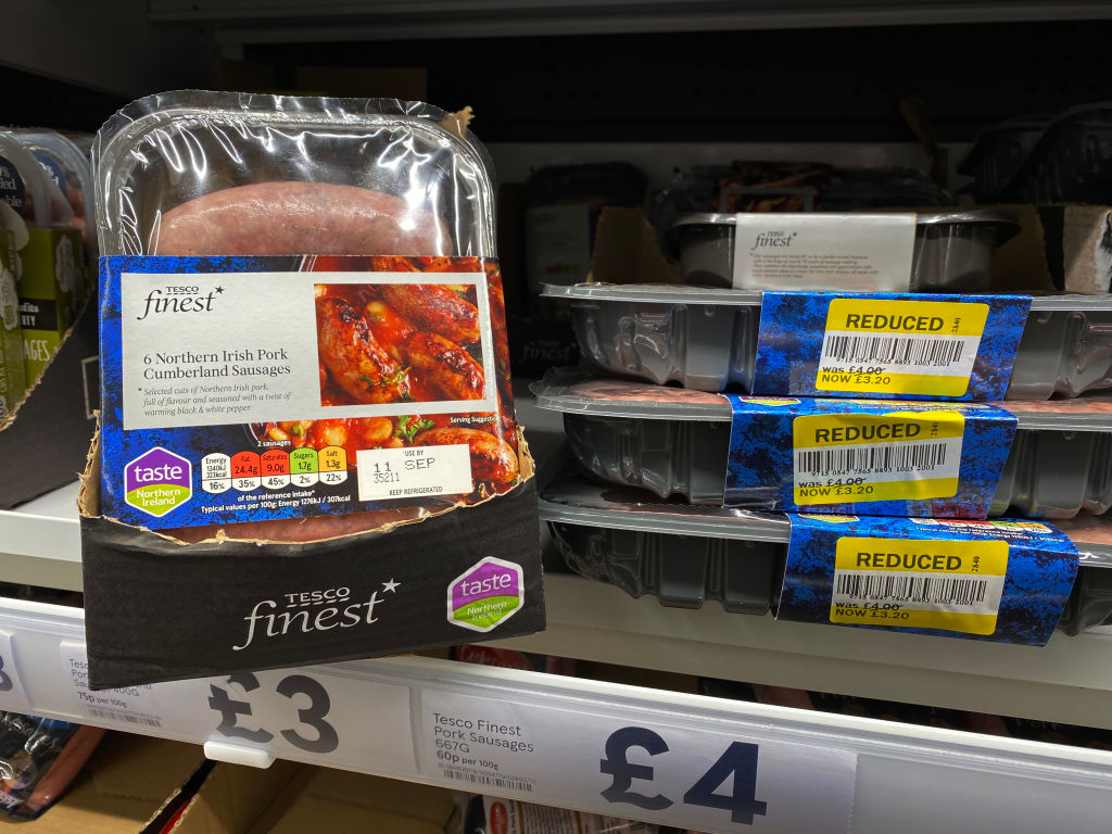 Cost pressures reflect in shop price as food prices rise after five months