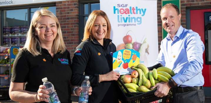 SPAR Scotland stores to give free fruit and water to school children