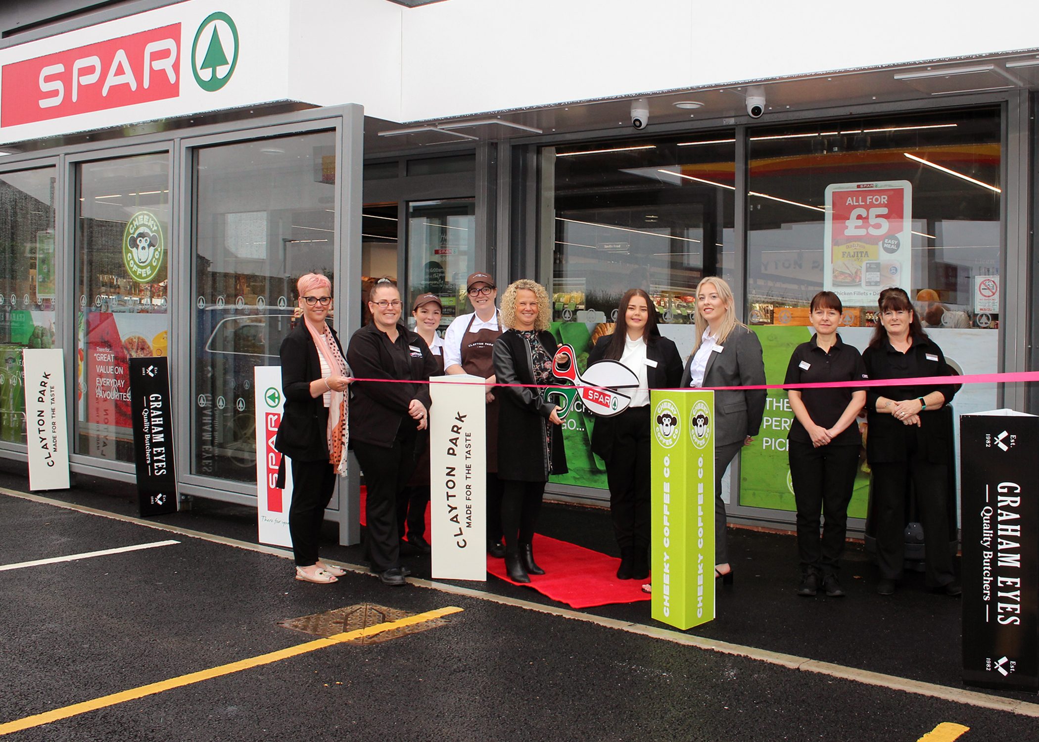 New SPAR store and Shell service station now open in Radcliffe