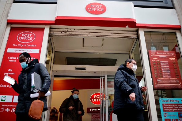Cash handled by Post Offices exceeds £2.9 billion mark again