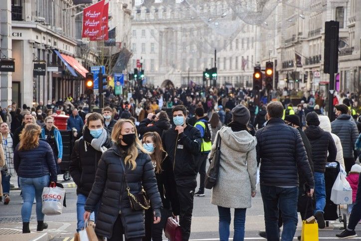 BRC calls on shoppers to be 'considerate' over masks; Trade union accused government of downplaying safety of store workers 1