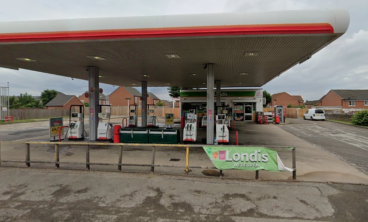 Cash machine ripped out with lorry at Sutton-in-Ashfield petrol station