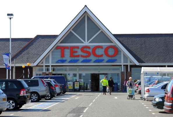 Shoppers’ fury as Tesco slashes value of clubcards
