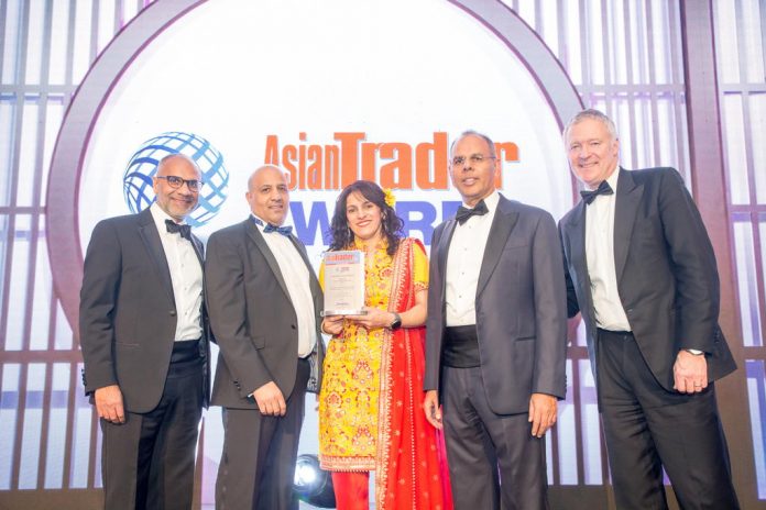 Julie Kaur- Spirit of the Community Award at Asian Trader Awards