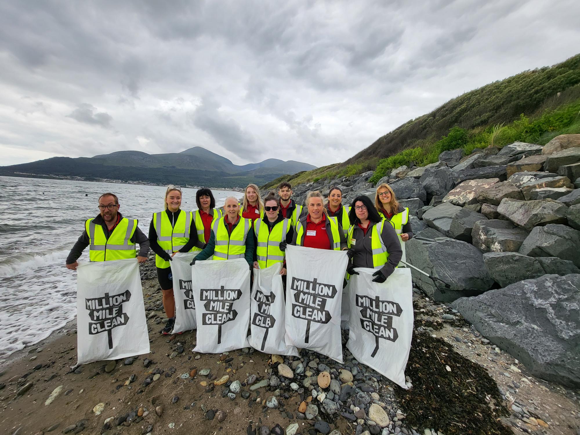 SPAR stores join Coastal Clean-up initiative