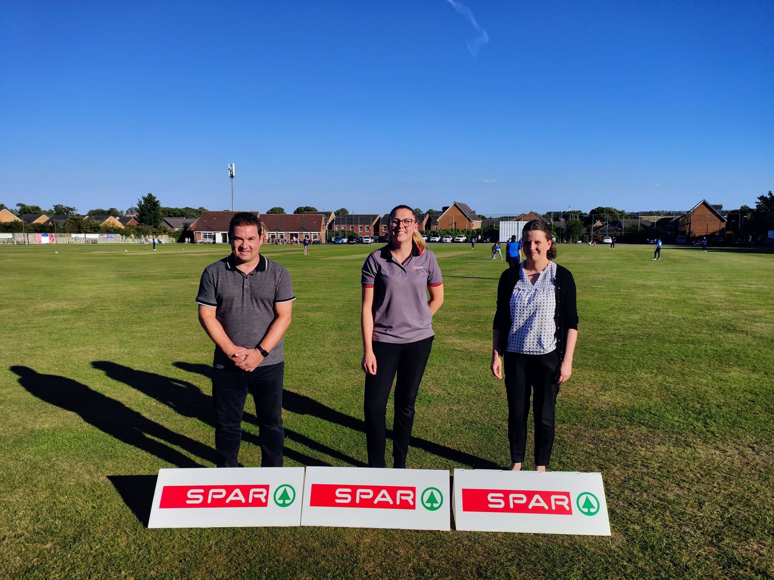 Howzatt! for community support? SPAR sponsors local cricket club, foodbank